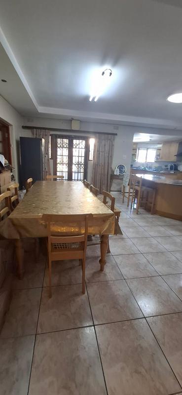6 Bedroom Property for Sale in Cravenby Western Cape